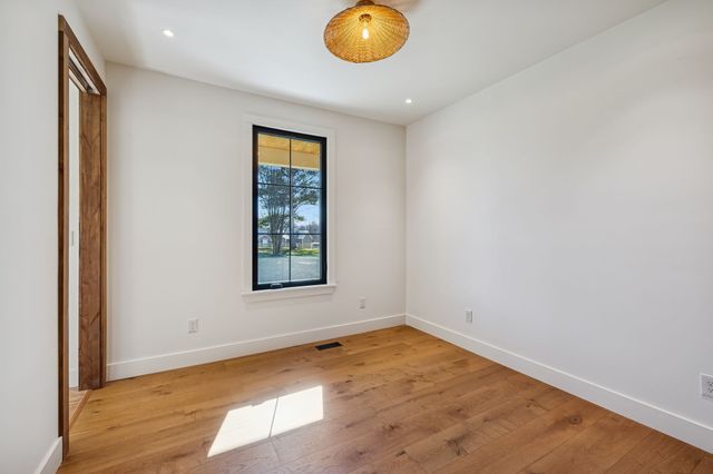 125 Johnson Rd, Pulaski, TN 38478