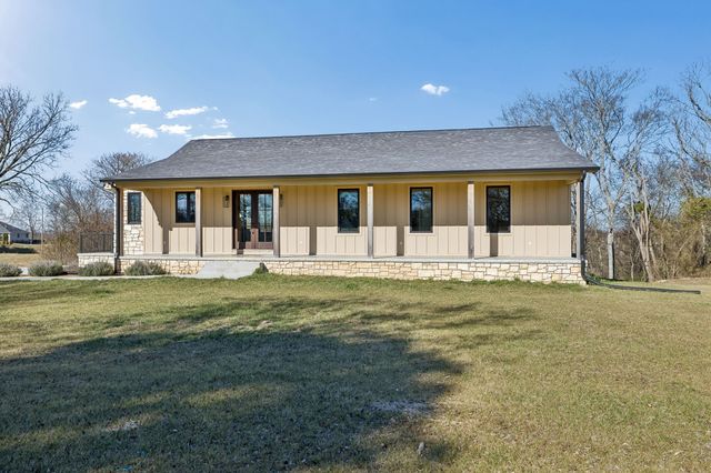 125 Johnson Rd, Pulaski, TN 38478