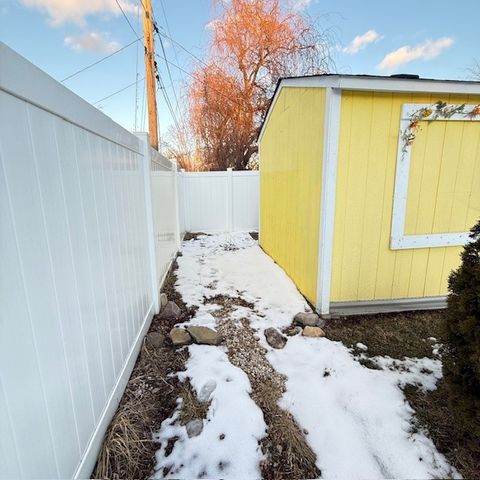 804 HILLSIDE Drive, Streamwood, IL 60107