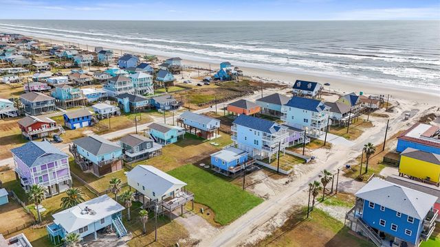 0 Ocean Avenue, Surfside Beach, TX 77541