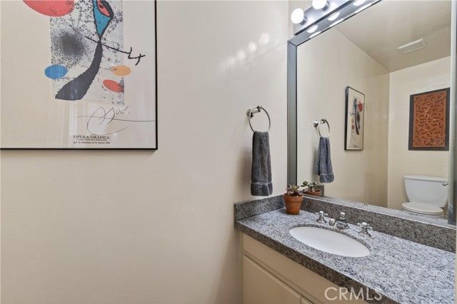 4464 Moorpark 104, Toluca Lake (los Angeles), CA 91602