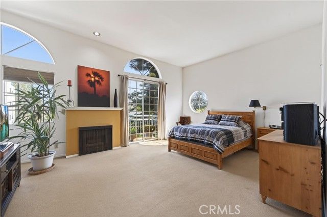 4464 Moorpark 104, Toluca Lake (los Angeles), CA 91602