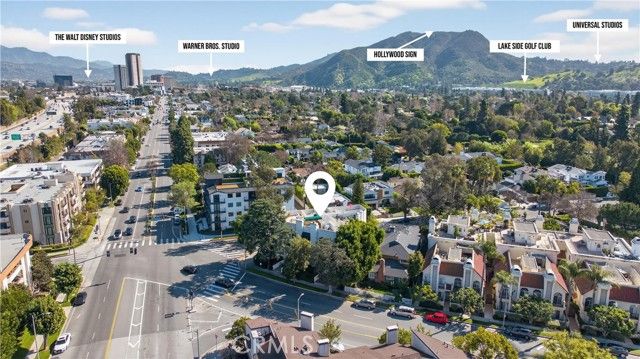 4464 Moorpark 104, Toluca Lake (los Angeles), CA 91602