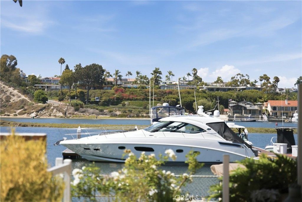 40 Saratoga, Newport Beach, CA 92660 — exterior