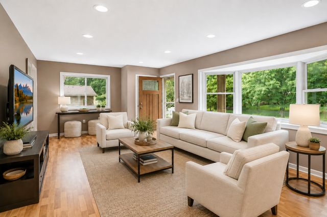 14901 Williston Lane, Minnetonka, MN 55345