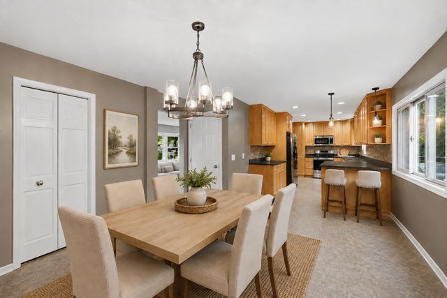 14901 Williston Lane, Minnetonka, MN 55345