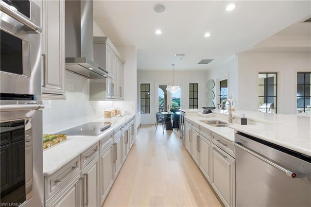 16653 Toscana CIR 704, Naples, FL 34110