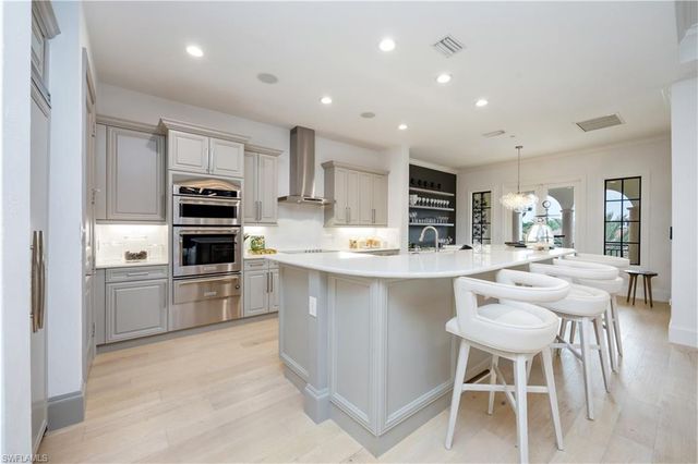 16653 Toscana CIR 704, Naples, FL 34110