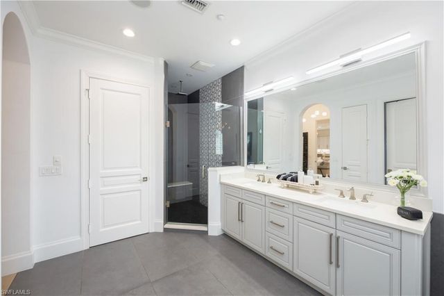 16653 Toscana CIR 704, Naples, FL 34110