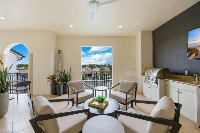 16653 Toscana CIR 704, Naples, FL 34110