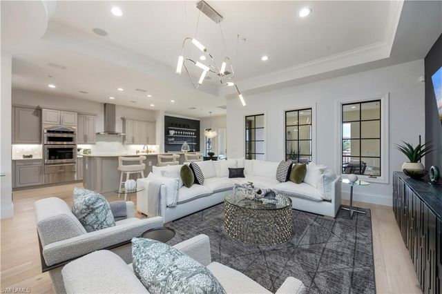 16653 Toscana CIR 704, Naples, FL 34110