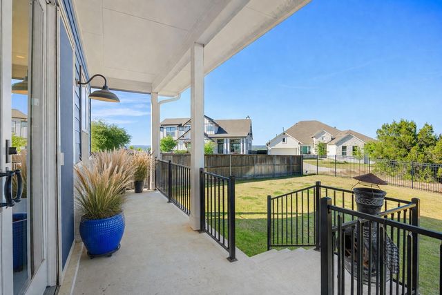 202 Smoke Tree CIR, Dripping Springs, TX 78620