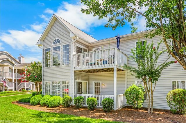7402 Riverview Knoll Court, Clemmons, NC 27012