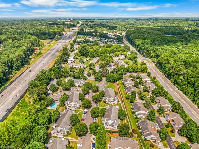 7402 Riverview Knoll Court, Clemmons, NC 27012