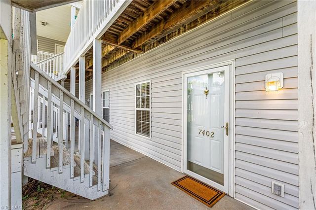 7402 Riverview Knoll Court, Clemmons, NC 27012