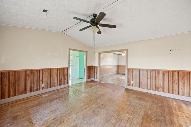 1081 Godbey Lane, Danville, KY 40422