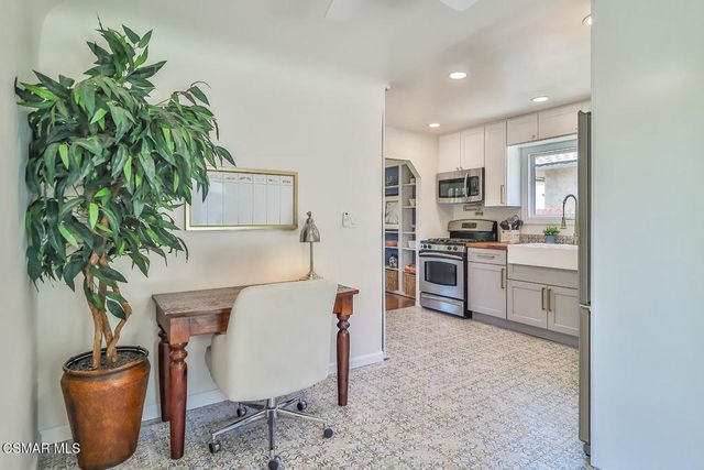 59 Lewis Street, Ventura, CA 93001