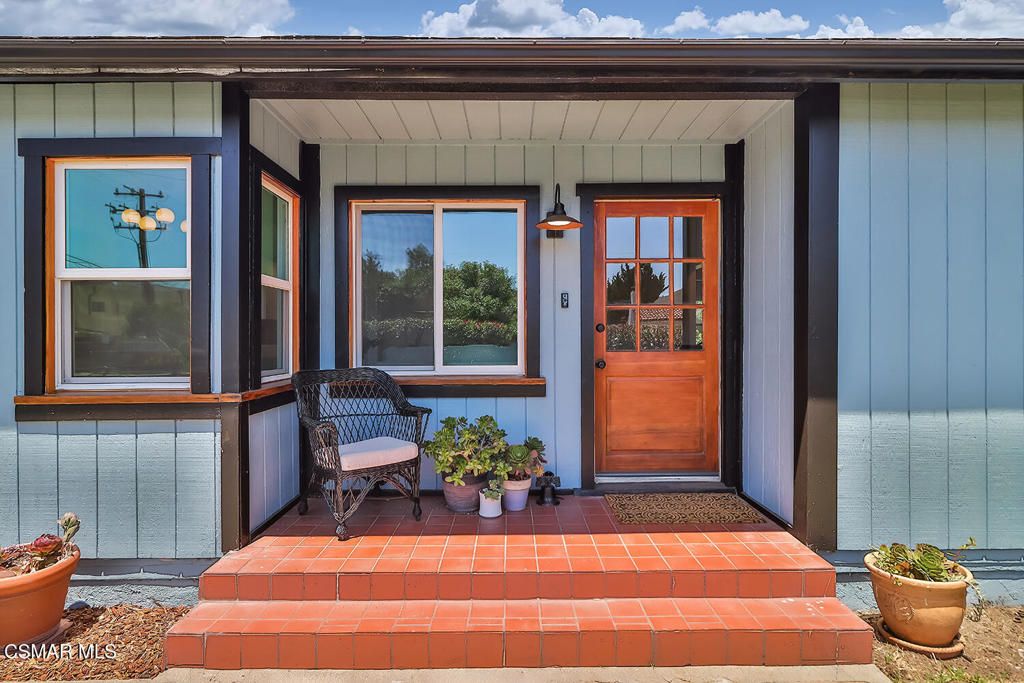 59 Lewis Street, Ventura, CA 93001