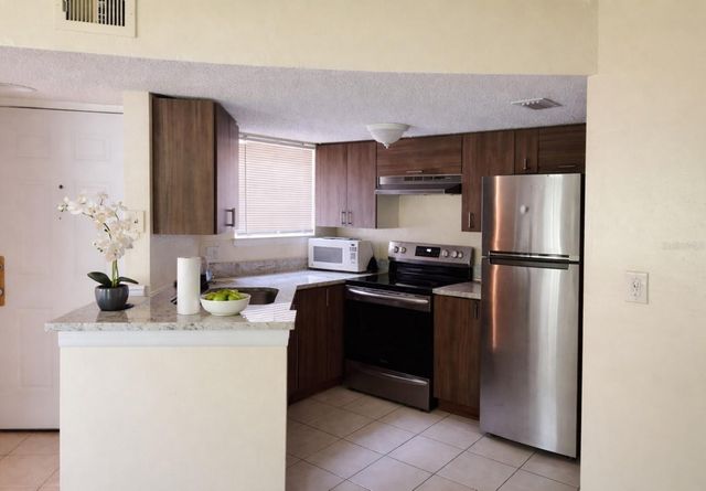 1964 LAKE ATRIUMS CIRCLE 158, Orlando, FL 32839