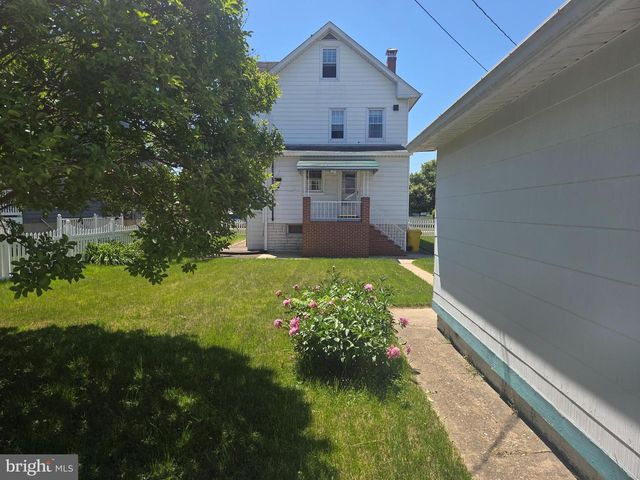 102 7TH AVE, Baltimore, MD 21225