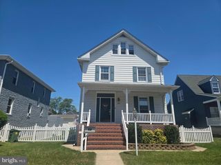 102 7TH AVE, Baltimore, MD 21225