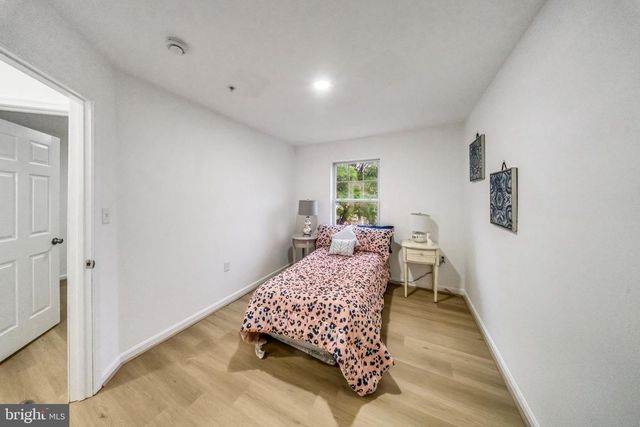913 VARNEY ST SE, Washington, DC 20032
