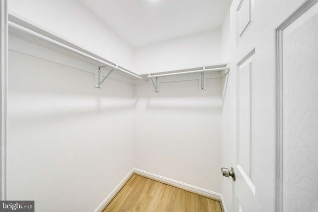 913 VARNEY ST SE, Washington, DC 20032
