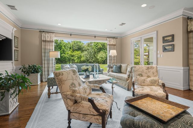 914 Huntington Cove, Houston, TX 77063