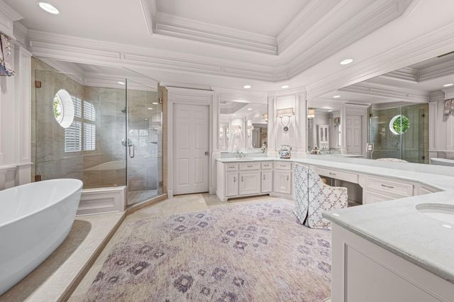 914 Huntington Cove, Houston, TX 77063