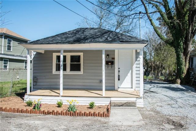 336 N 4th ST, Suffolk, VA 23434