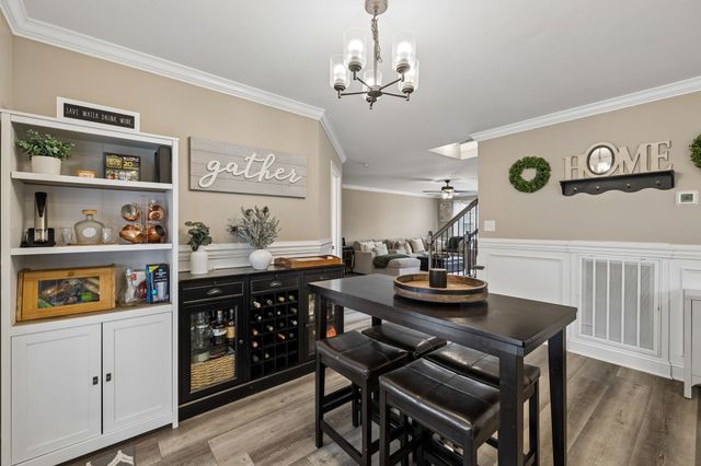 429 Crestwicke Ct, Clarksville, TN 37043