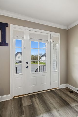 429 Crestwicke Ct, Clarksville, TN 37043