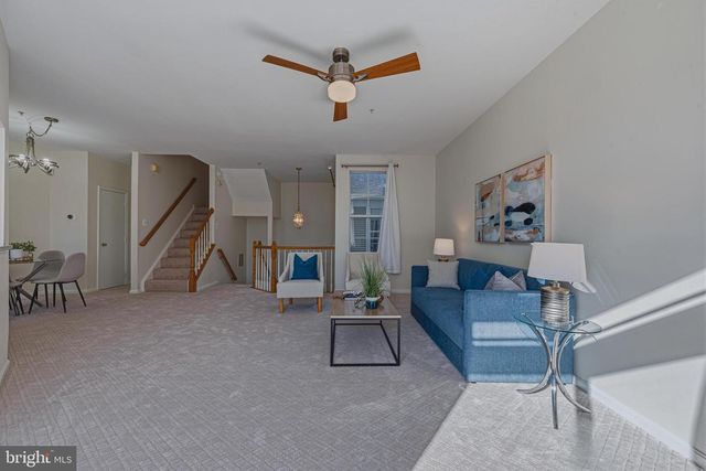 20432 COOL FERN SQ, Ashburn, VA 20147