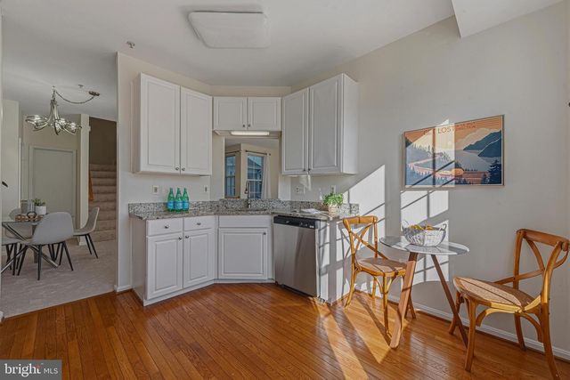 20432 COOL FERN SQ, Ashburn, VA 20147