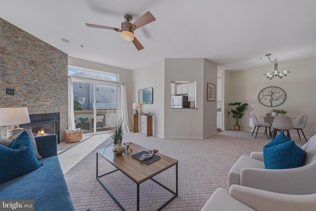 20432 COOL FERN SQ, Ashburn, VA 20147