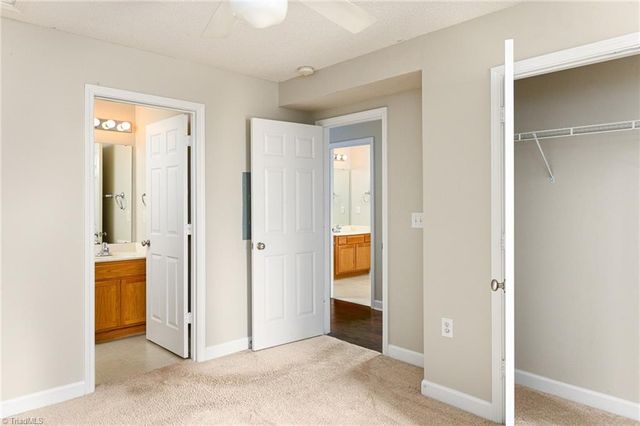 1845 Crest Hollow Drive, Winston-salem, NC 27127