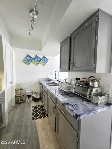 925 W PEORIA Avenue 44, Phoenix, AZ 85029