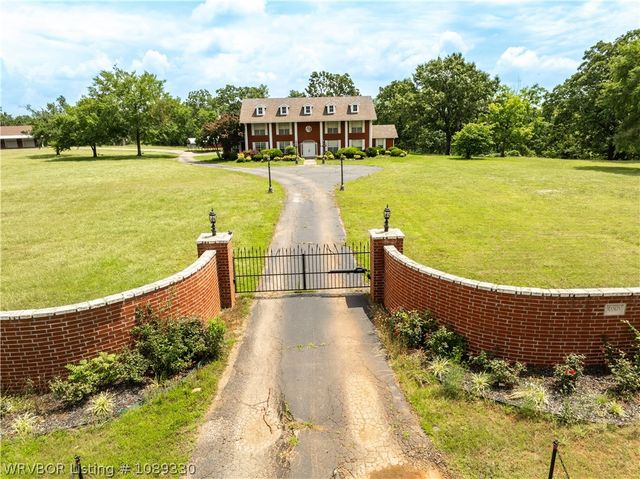 6340 Highway 59, Van Buren, AR 72956