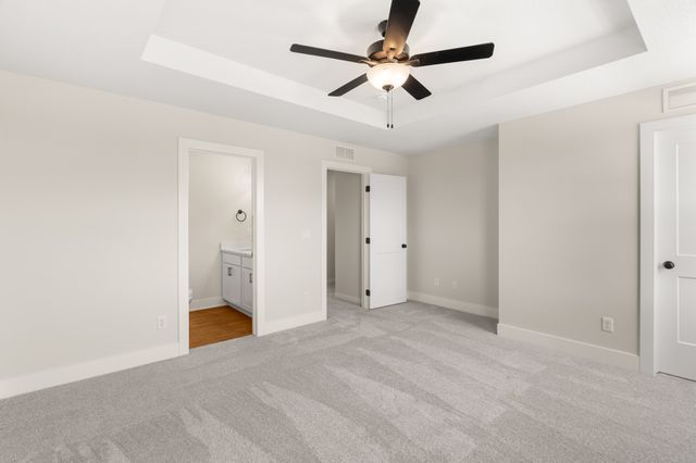 903 Percheron Lane, Norwalk, IA 50211