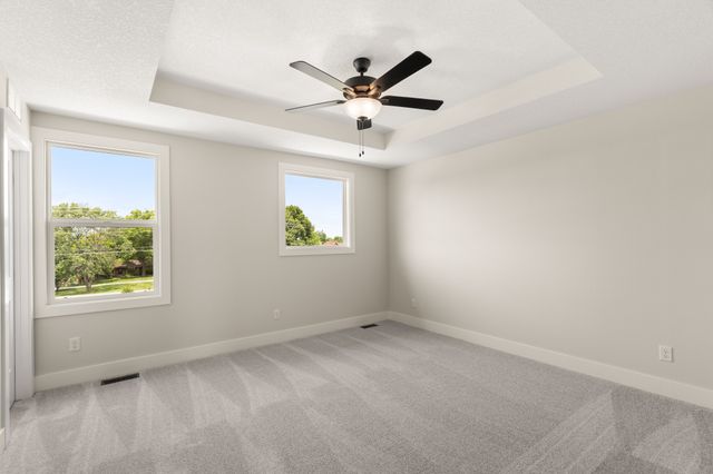 903 Percheron Lane, Norwalk, IA 50211