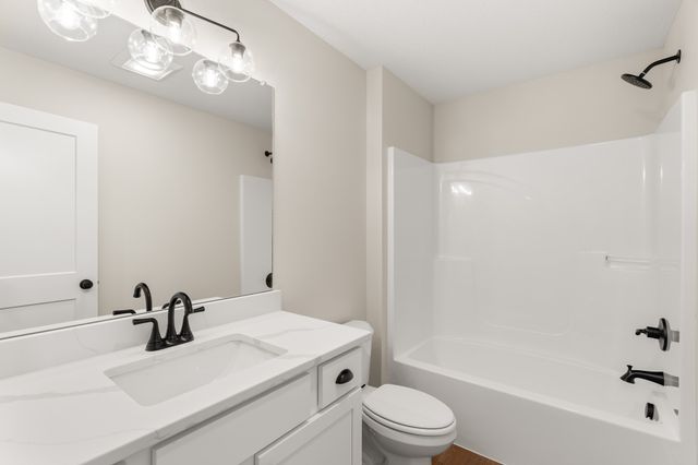 903 Percheron Lane, Norwalk, IA 50211