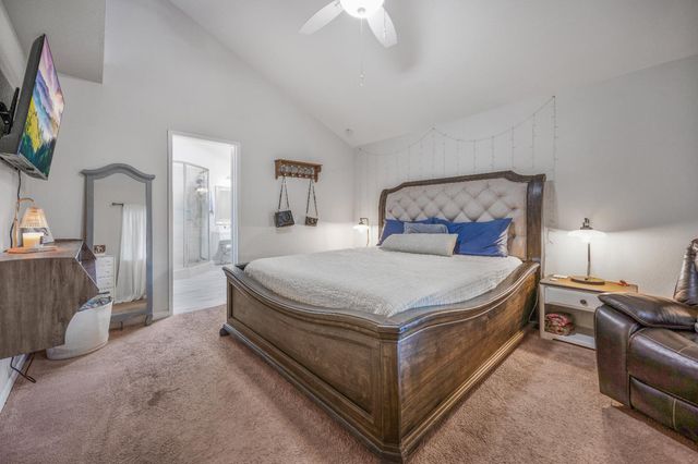 9286 N Archie Avenue, Fresno, CA 93720