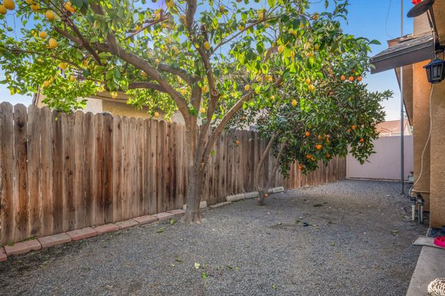 9286 N Archie Avenue, Fresno, CA 93720