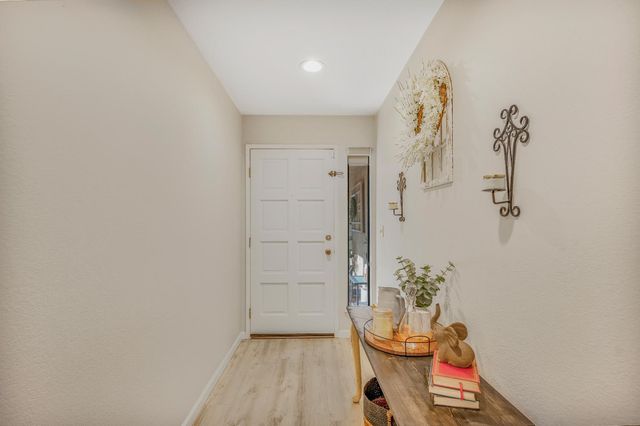 9286 N Archie Avenue, Fresno, CA 93720