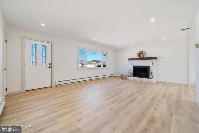 715 RICHMOND DR, Forked River, NJ 08731