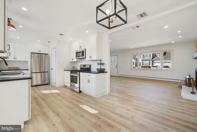 715 RICHMOND DR, Forked River, NJ 08731