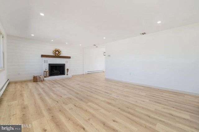 715 RICHMOND DR, Forked River, NJ 08731