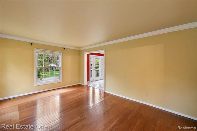 1854 Ludgate Lane, Rochester Hills, MI 48309
