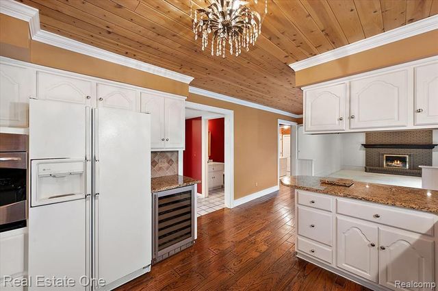 1854 Ludgate Lane, Rochester Hills, MI 48309