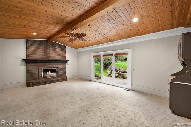 1854 Ludgate Lane, Rochester Hills, MI 48309